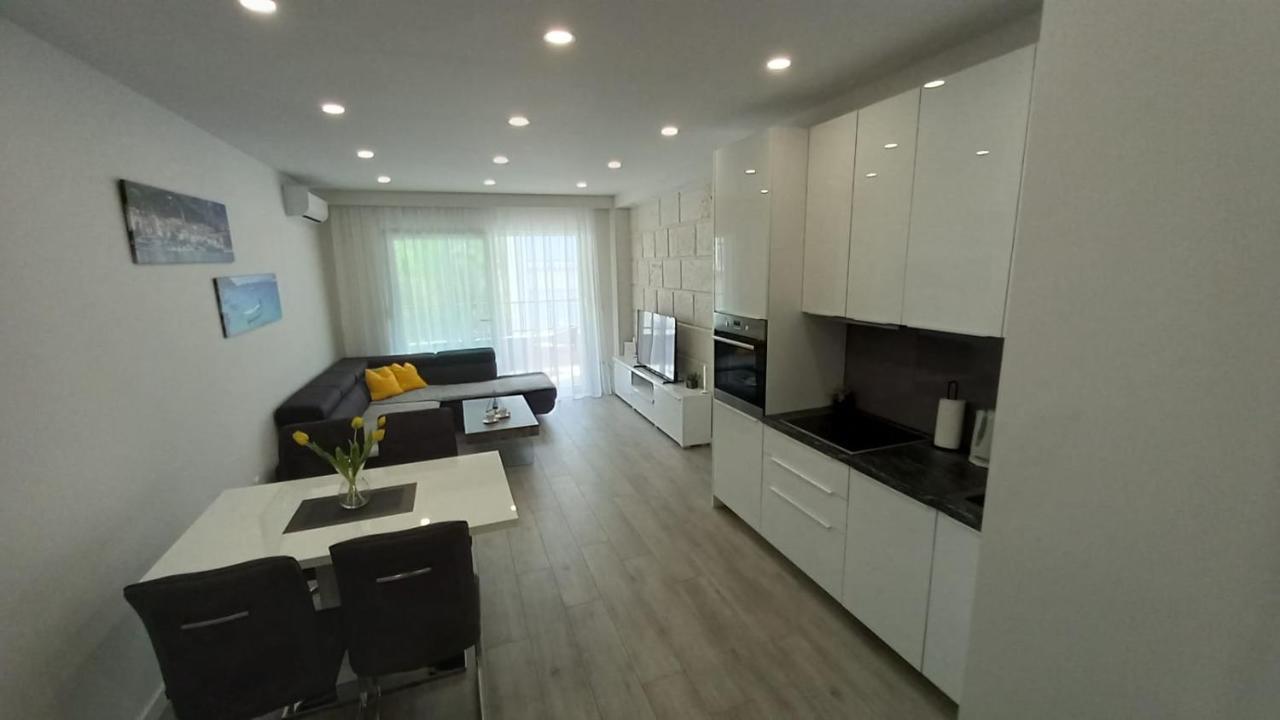 Lux Apartman Antonija Makarska Ngoại thất bức ảnh